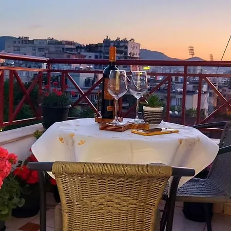 Cozy Retreat In The Heart Of Bllok Appartement