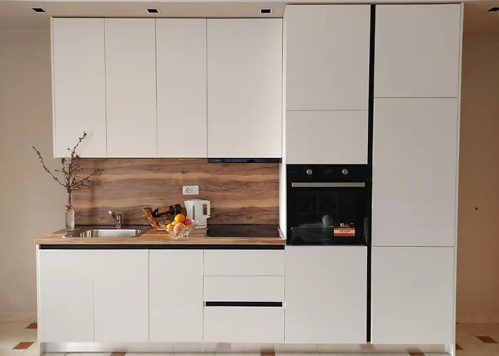 דירה Cozy Retreat In The Heart Of Bllok