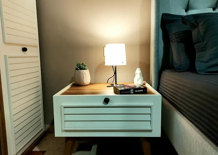 Cozy Retreat In The Heart Of Bllok * טיראנה