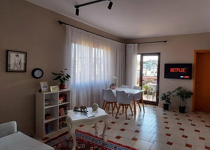 Cozy Retreat In The Heart Of Bllok