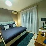 شقة Cozy Retreat In The Heart Of Bllok تيرانا