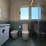 شقة Cozy Retreat In The Heart Of Bllok *