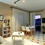 Cozy Retreat In The Heart Of Bllok *