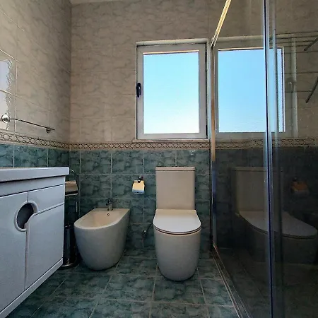 Апартаменты Cozy In The Heart Of Bllok *