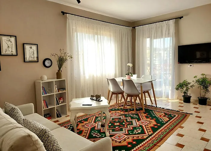 Lägenhet Cozy Retreat In The Heart Of Bllok